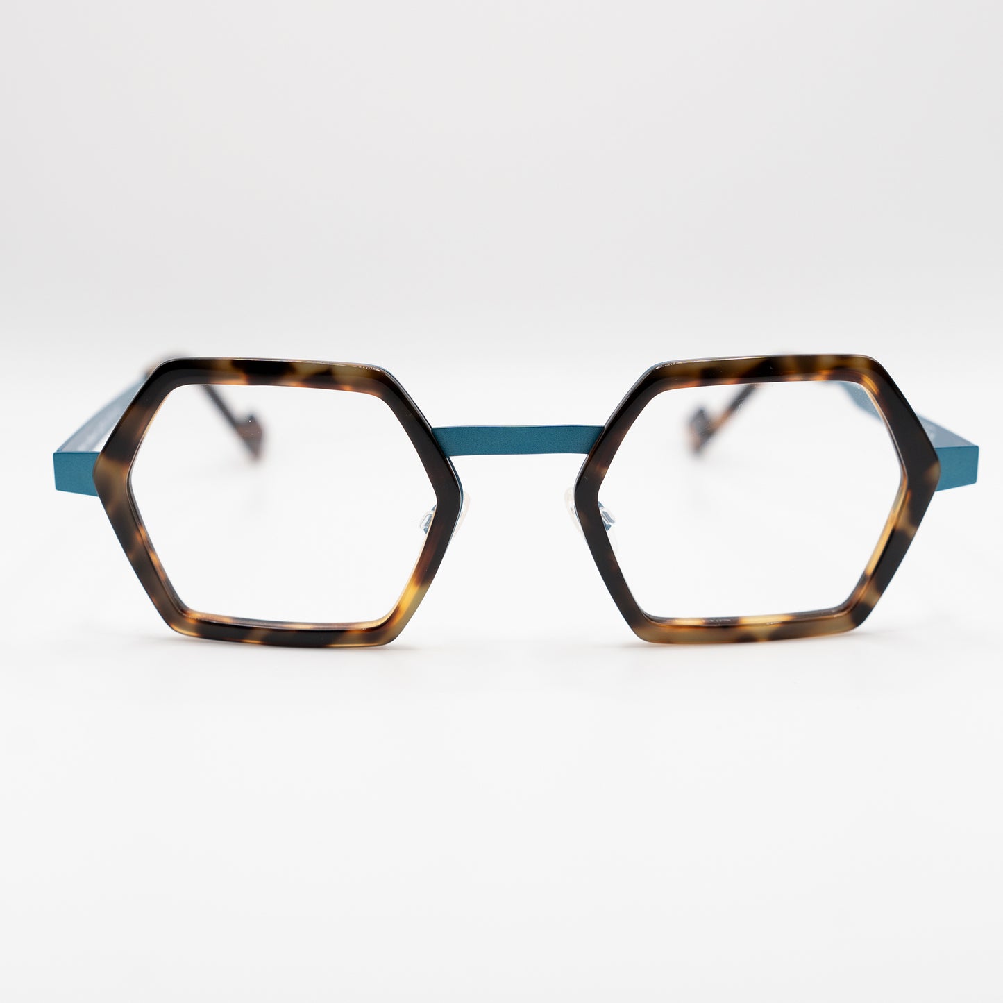 Hexagonal glasses from the Xit brand