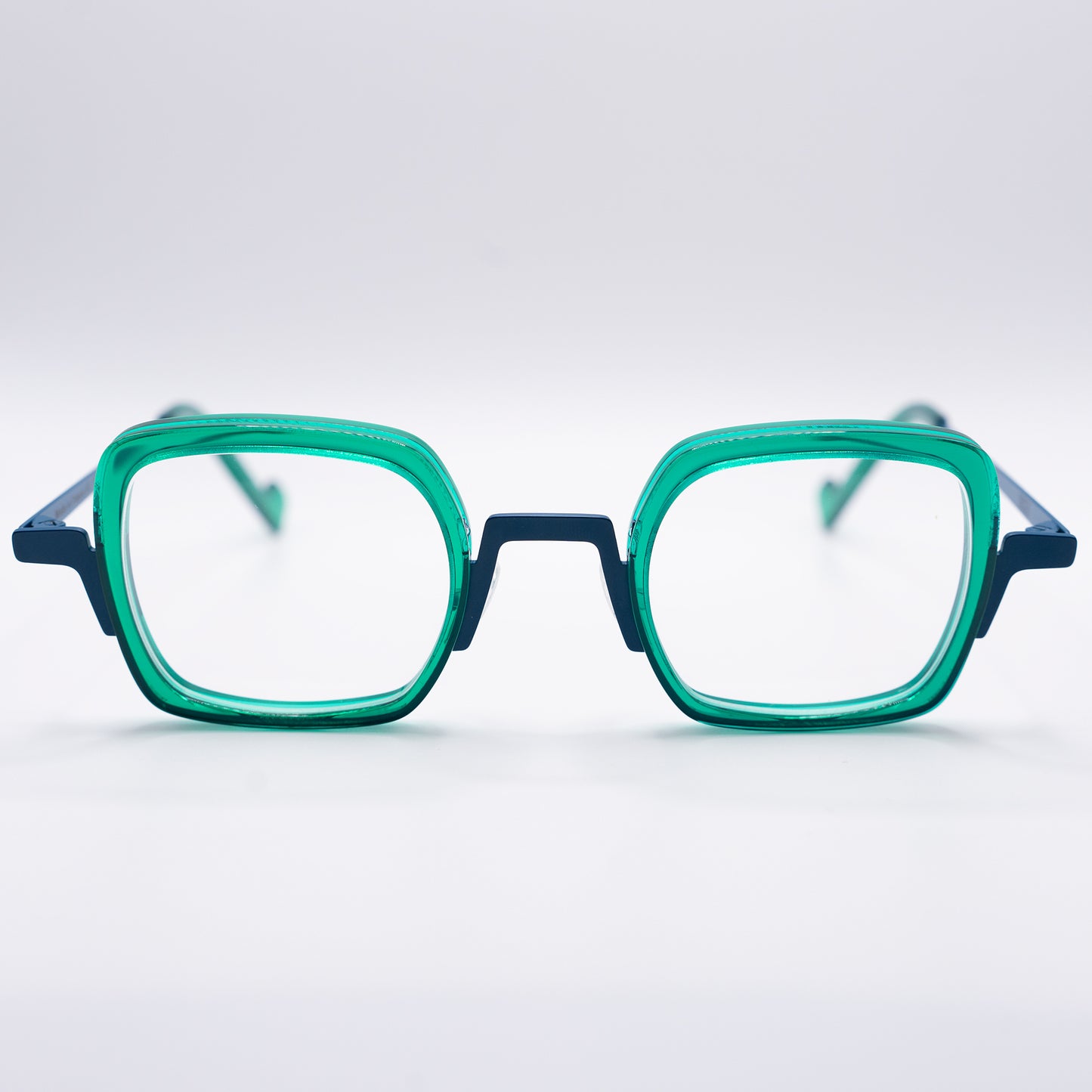 Xit brand glasses