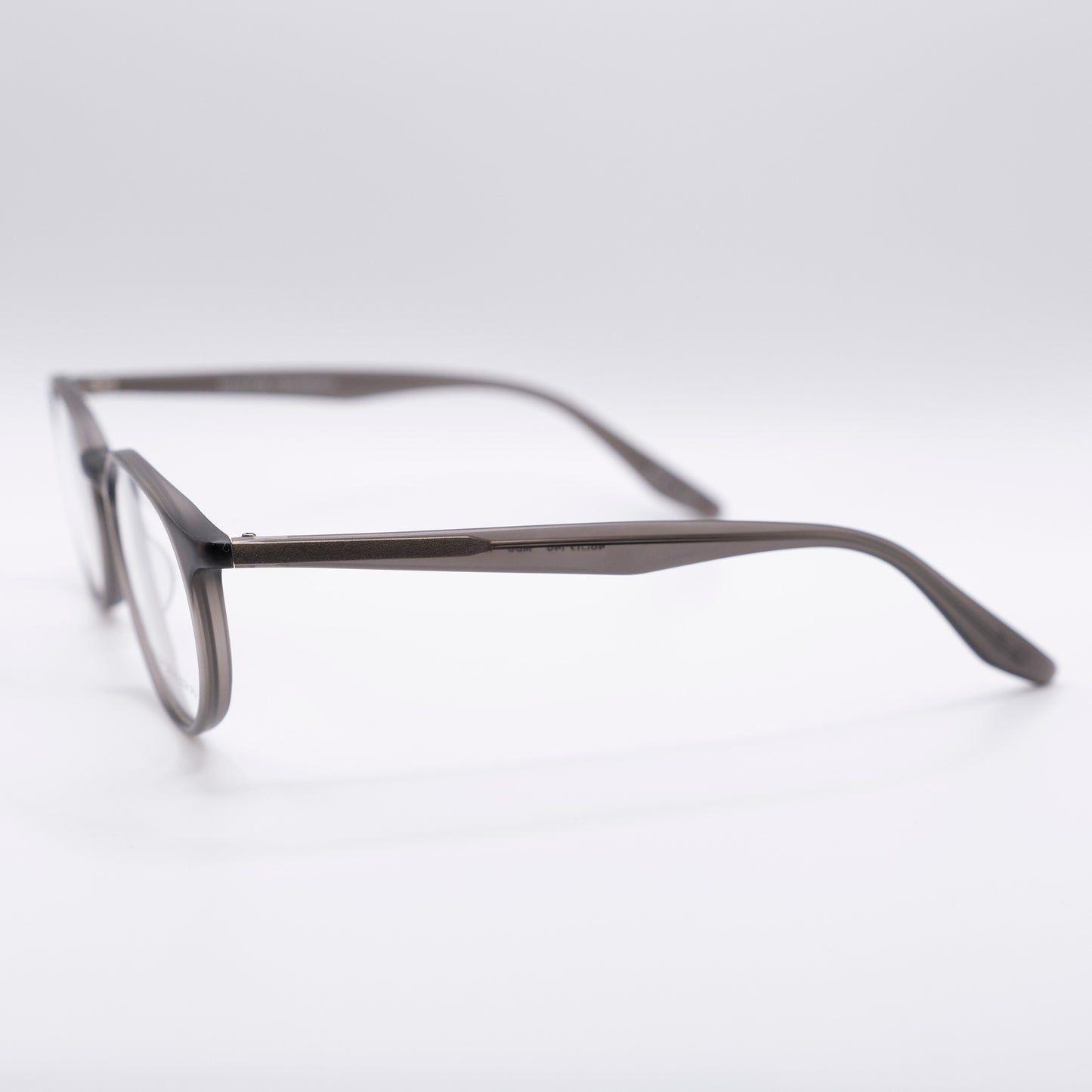 plastic glasses from the Barton Perreira brand