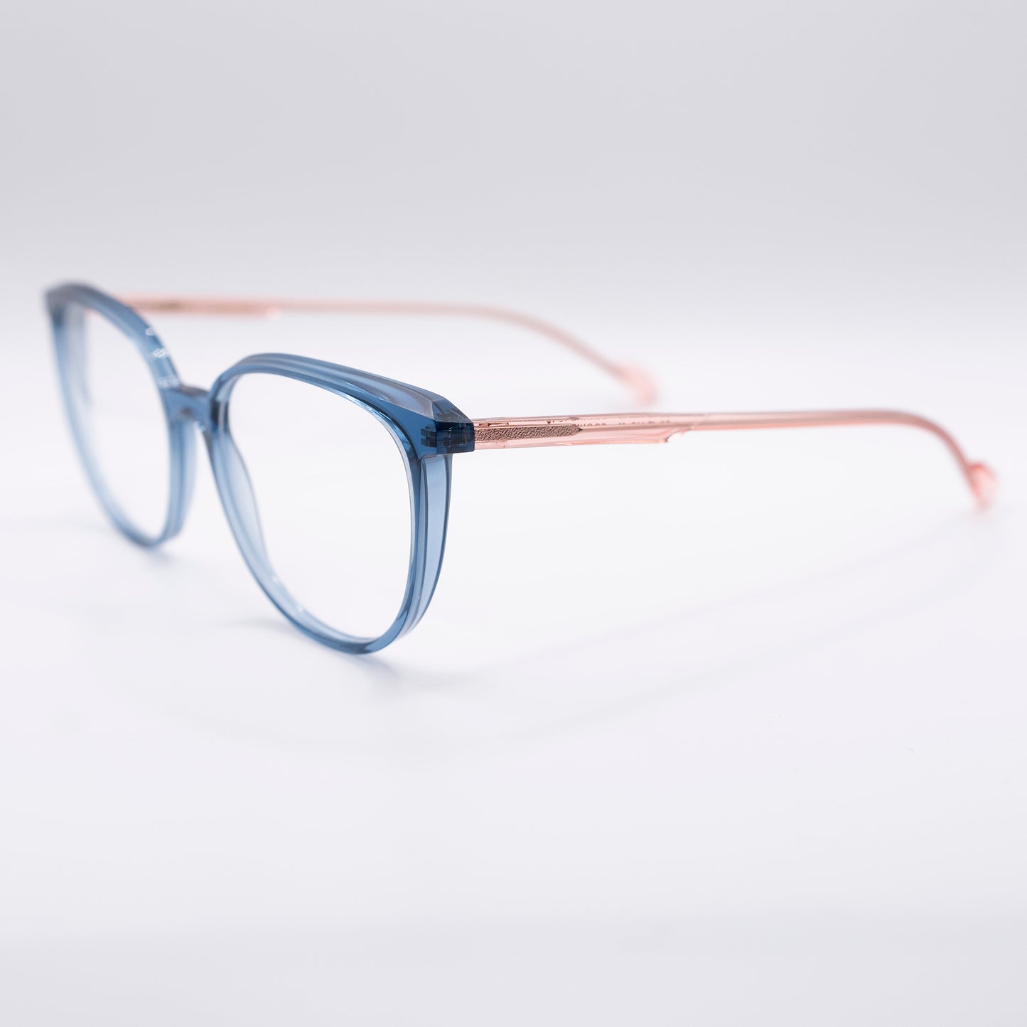 Blush brand plastic glasses