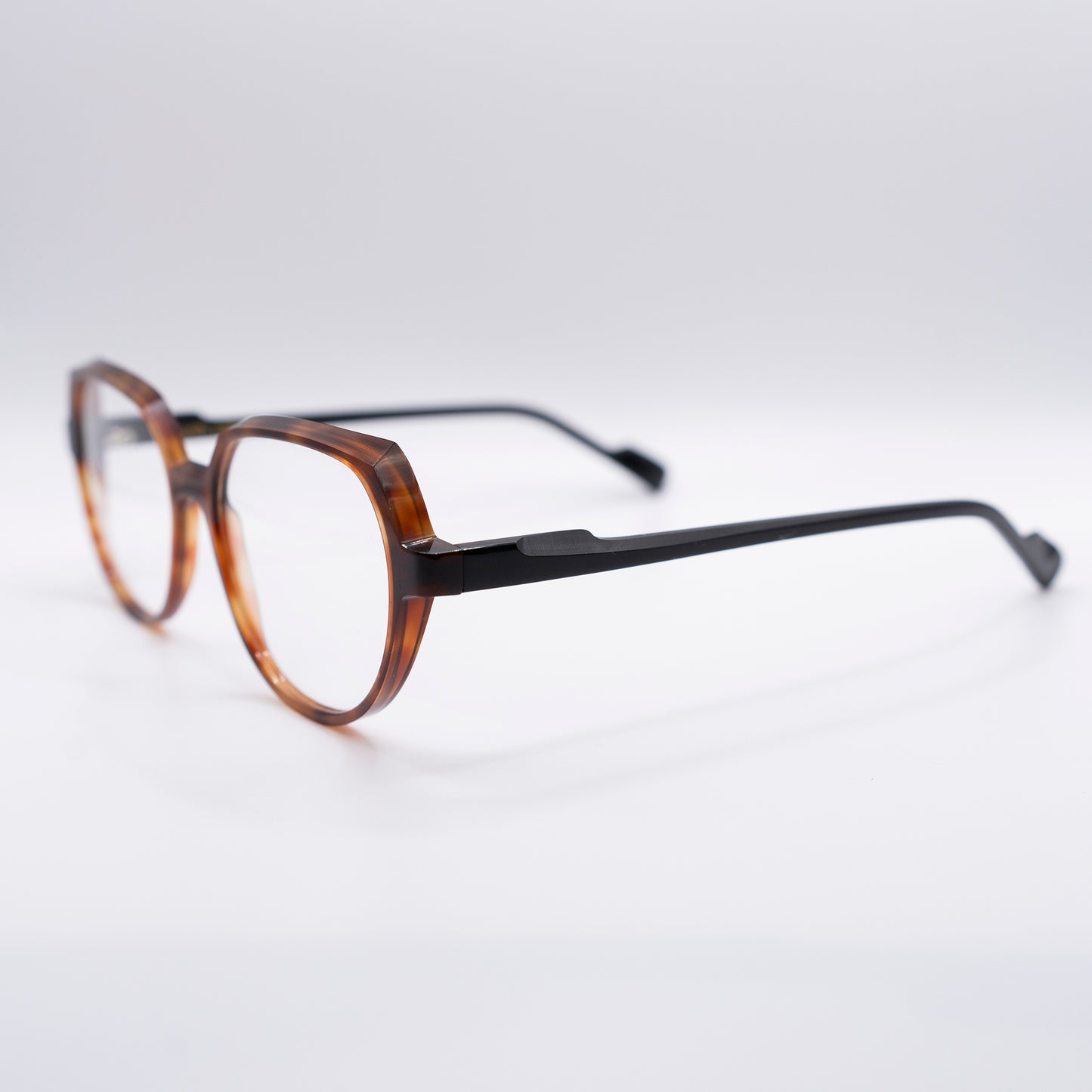 GAFA CUADRADA DE PASTA ROJA DE LA MARCA BLUSH