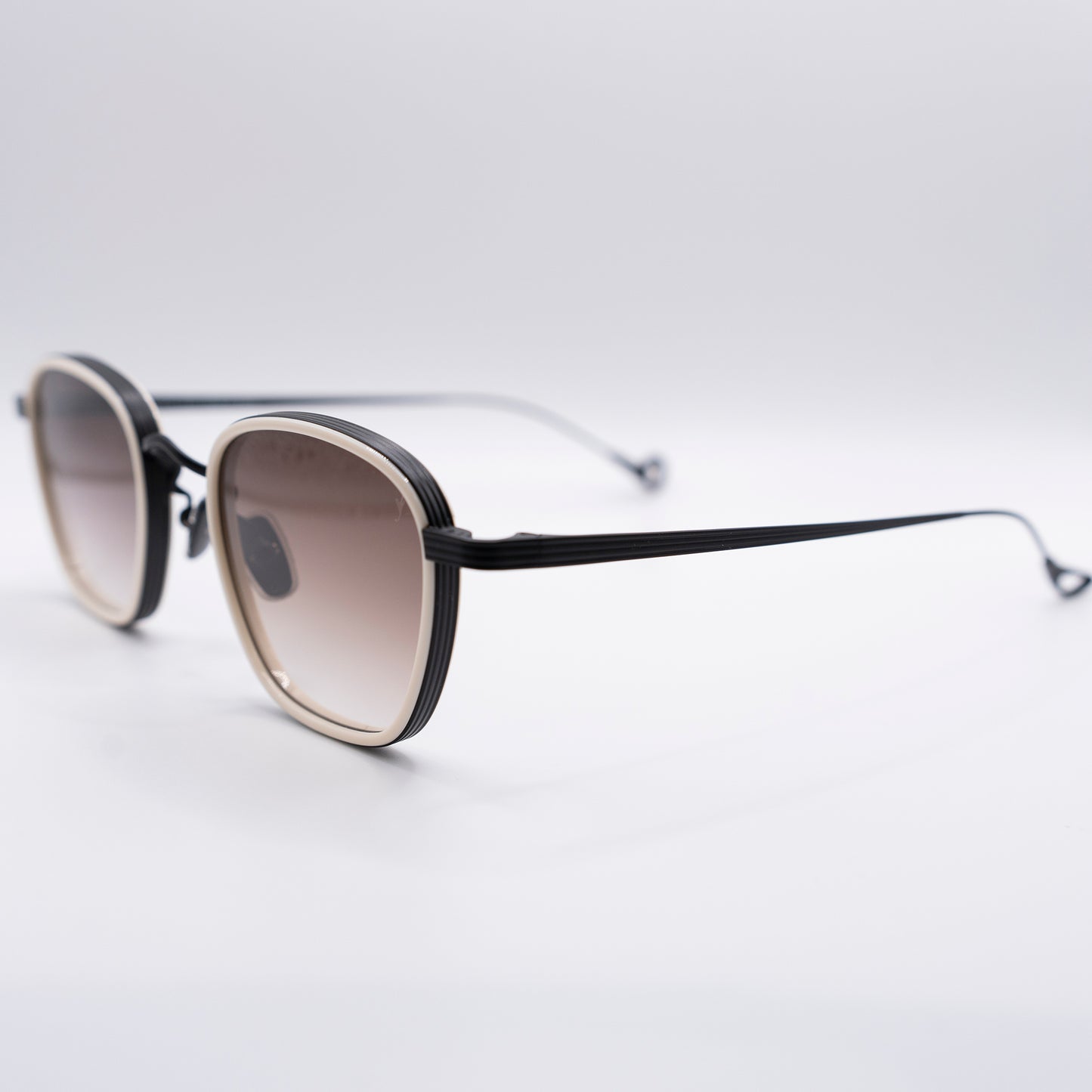 Sunglasses from the Eyepetizer brand