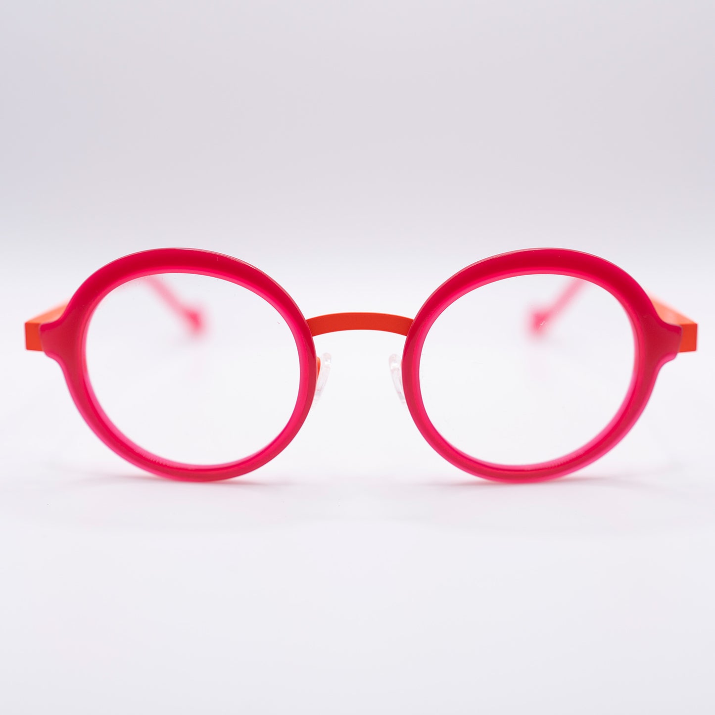 Gafa de graduado de la marca Xit Eyewear