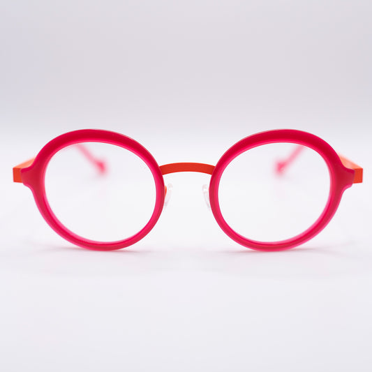 Gafa de graduado de la marca Xit Eyewear