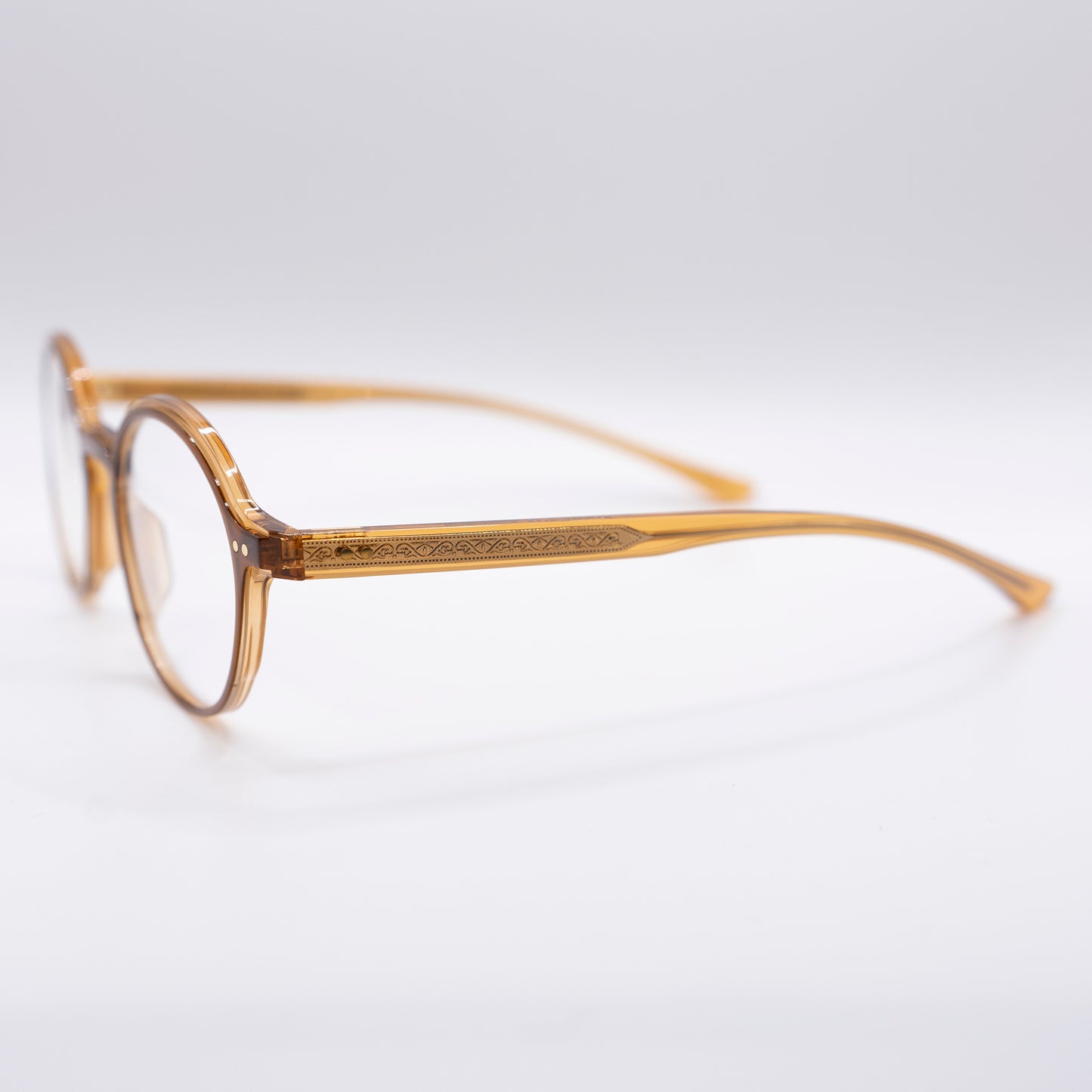 Plastic glasses from the Talla Eyewear brand