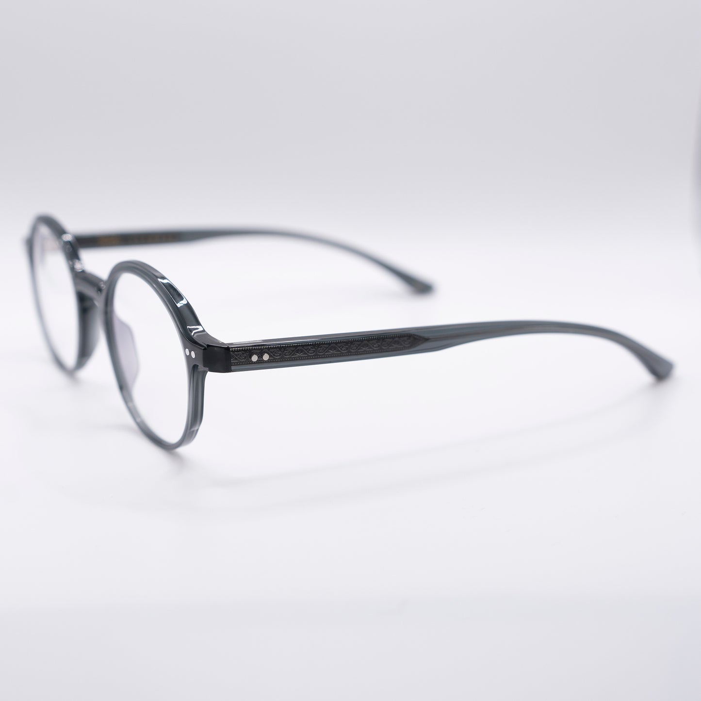 Plastic glasses from the Talla Eyewear brand